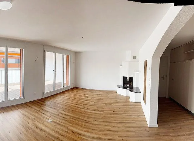 Schöne renovierte  138m2 - 4 1/2 Wohnung mit 45m2 grosser Terrasse