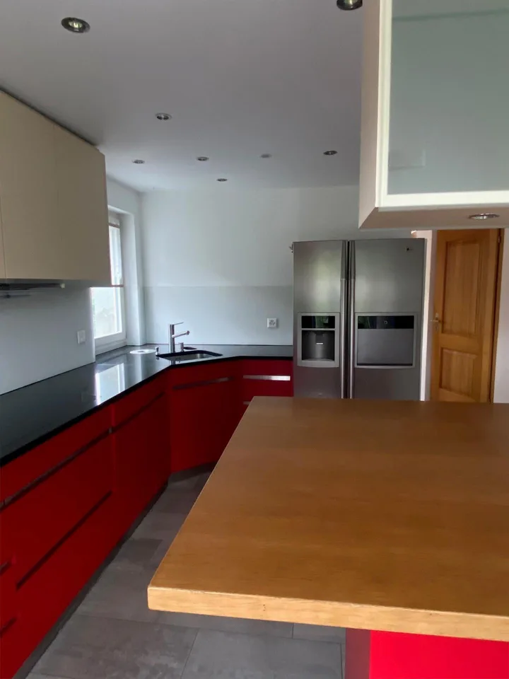 Einfamilienhaus sucht Familie mit Kindern