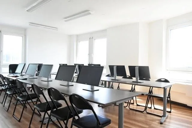 Vos bureaux en plein quartier de Montbrillant