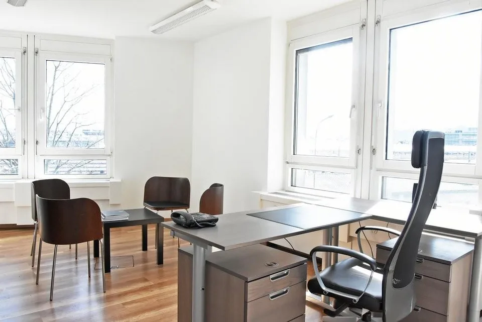 Bureaux modernes et lumineux entre Cornavin et les Nations