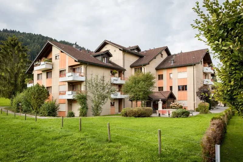 3.5 Zimmer-Attikawohnung im Dachgeschoss mit Cheminee (T30)