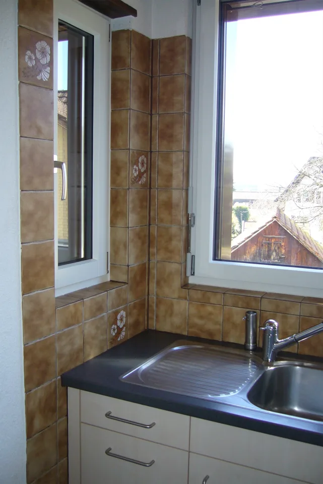 Schöne 3.5 Zimmer-Wohnung im 1.OG im Zentrum von Rebstein – photo 7 of 11