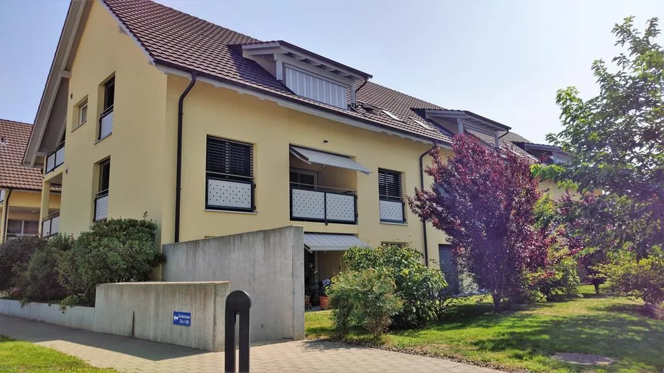 Einstellhallenplatz in Würenlingen zu vermieten!