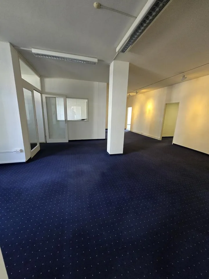 3-Monate Mietfreiezeit - Vielseitige Büro-/Praxisfläche – Foto 7 von 8
