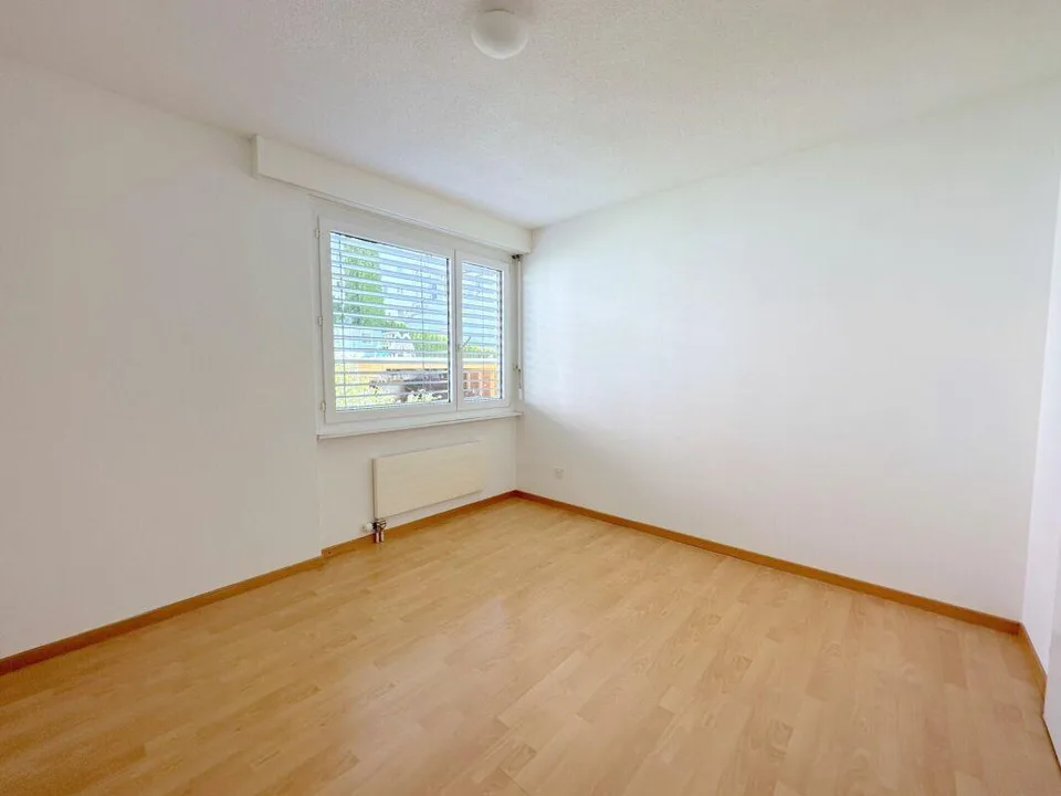 Moderne, helle 6.5-Zimmerwohnung in SG-Bruggen – foto 9 di 12