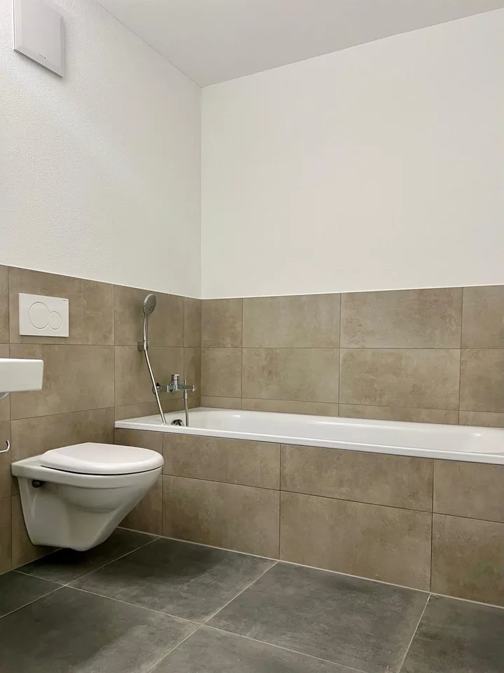 Wunderschöne, neue & hochwertige Parterrewohnung an schönster Lage!