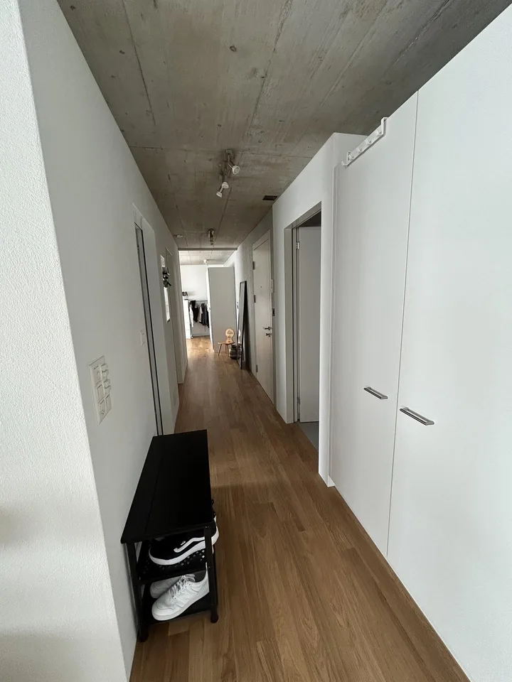 moderne 3.5 Zimmer-Wohnung im Hochparterre