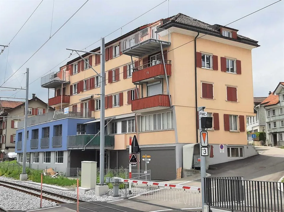 Renovierte Wohnung mit Balkon