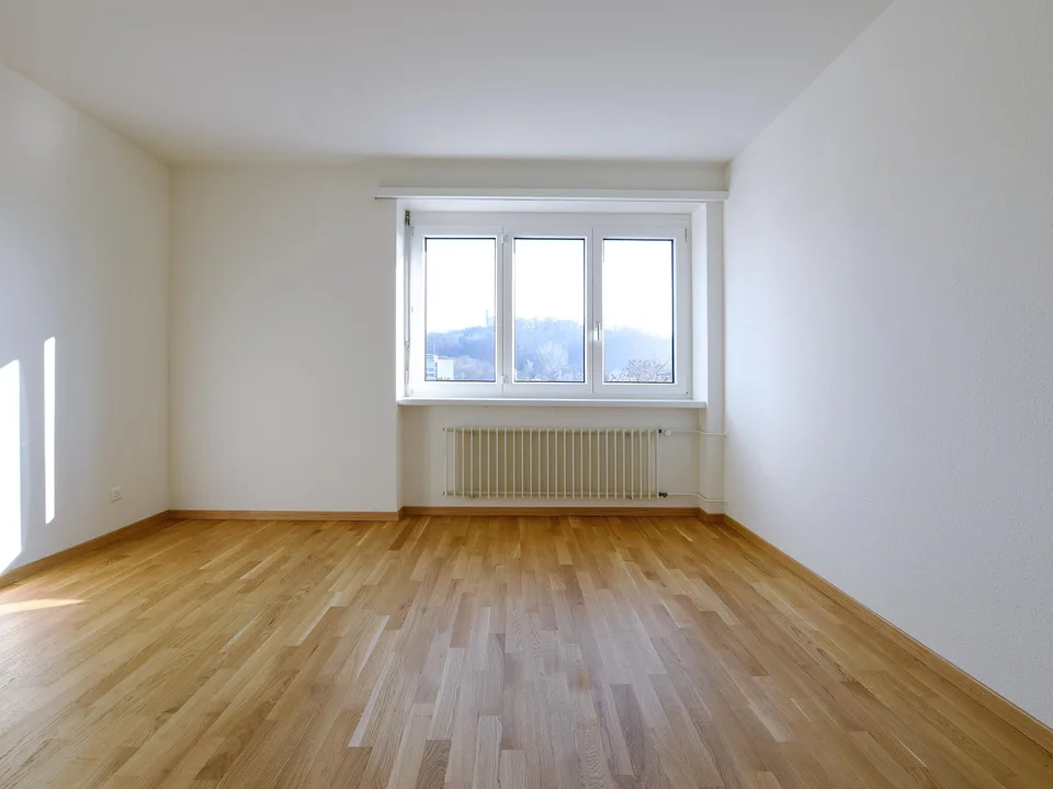 Schönes Wohnen in Binningen - 3ZW im 8. OG