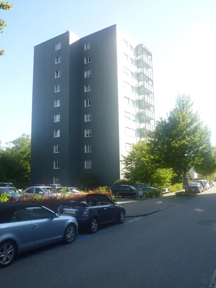 Schönes Wohnen in Binningen - 3ZW im 8. OG
