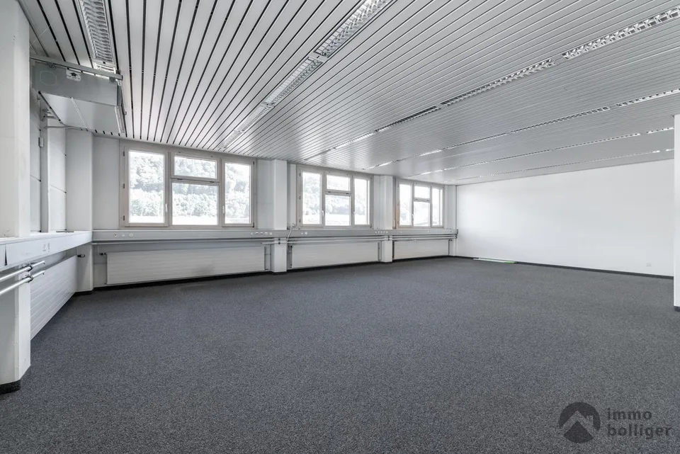 Gut erreichbare Gewerbefläche in Oberentfelden zu vermieten - 95 m²
