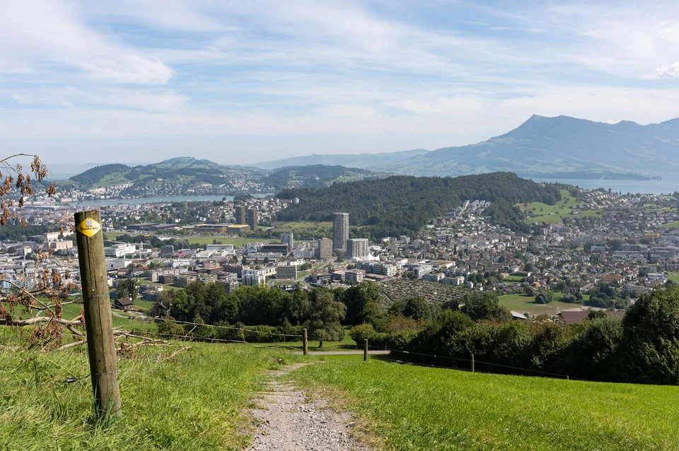 Exklusive Wohnung im PilatusTower mit top Ausbaustandard