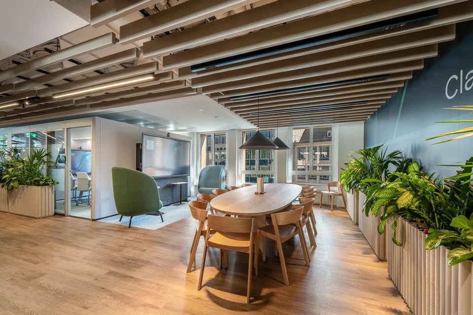 Moderne und hochwertig ausgebaute Fläche an Bestlage! – Foto 6 von 9