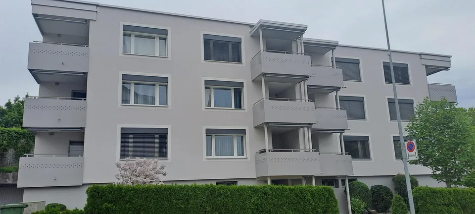 Zu vermieten  4.5 Zimmer Wohnung renoviert