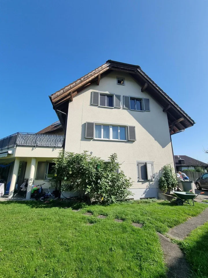 4.5 Zimmer Wohnung an schöner und ruhiger Lage