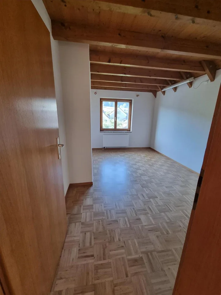 4.5 Zimmer Wohnung an schöner und ruhiger Lage