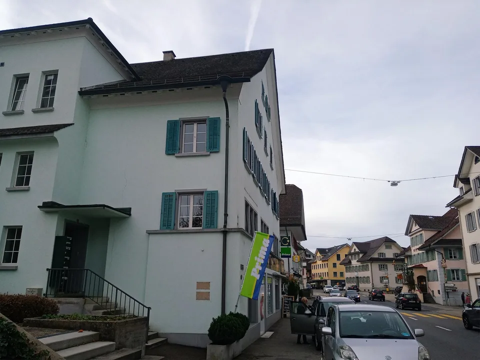 Renovierter Studio / Büroraum  im Zentrum von Schüpfheim 70m2