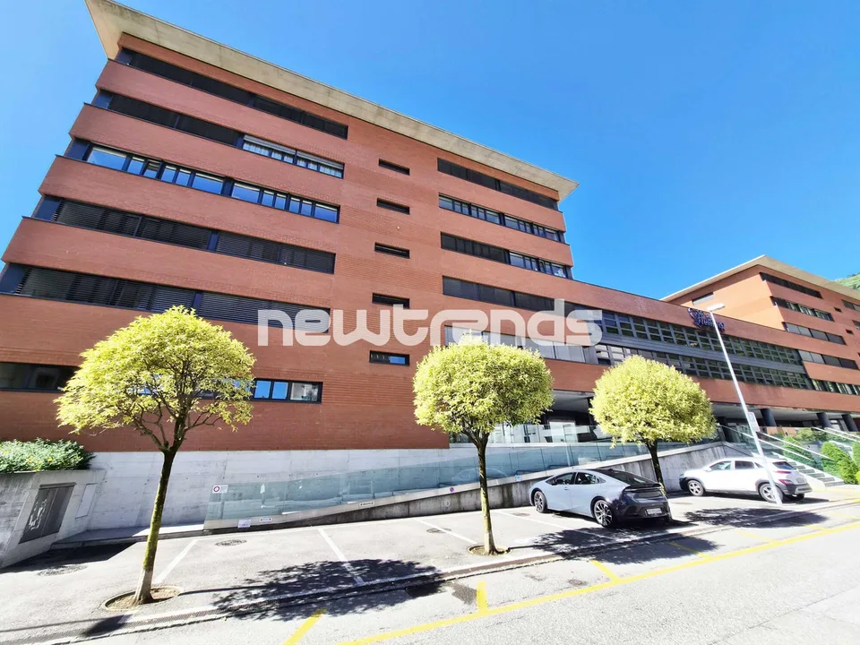 Agno: affittasi ampio ufficio, disponibilità immediata – Foto 13 von 15