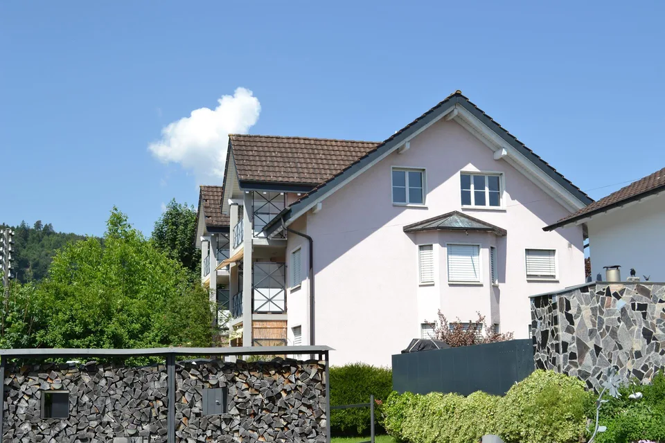 Grosszügiges Wohnen mit Weitblick zur Miete