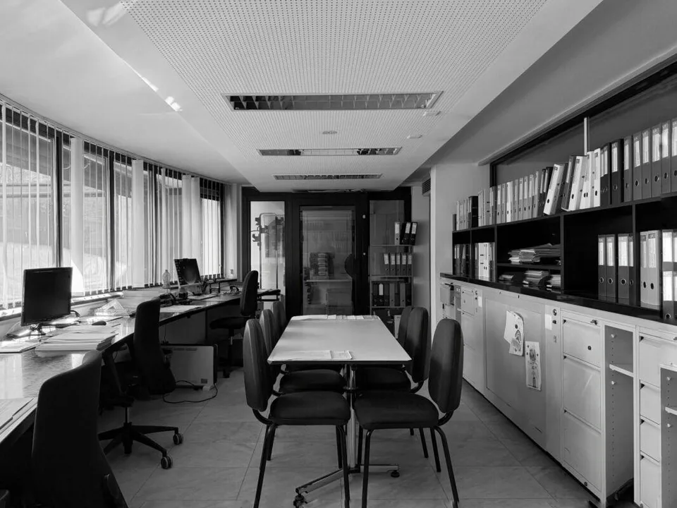 Location di prestigio - Spazi ufficio e commerciali modulabili a Mo...