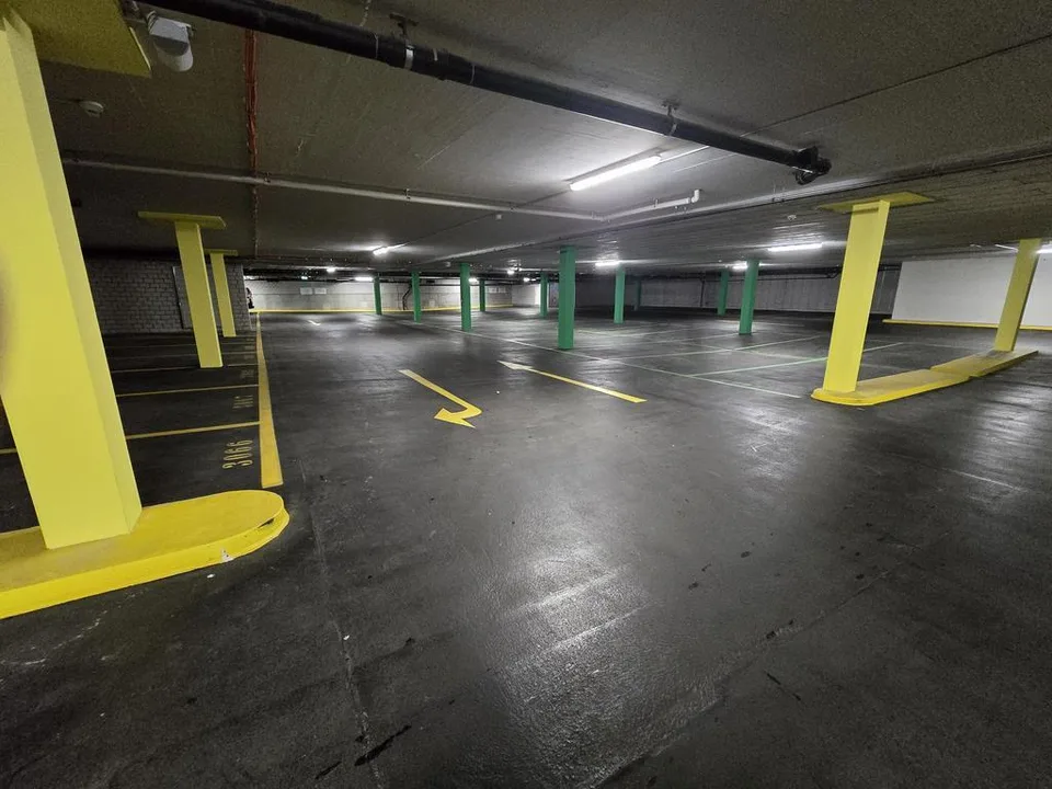 Einstellplätze direkt am Bahnhof zu vermieten
