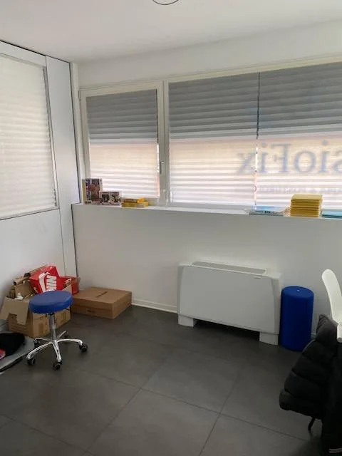 Ufficio di 100 m² 4 locali in elegante stabile a Lugano – Foto 7 von 8