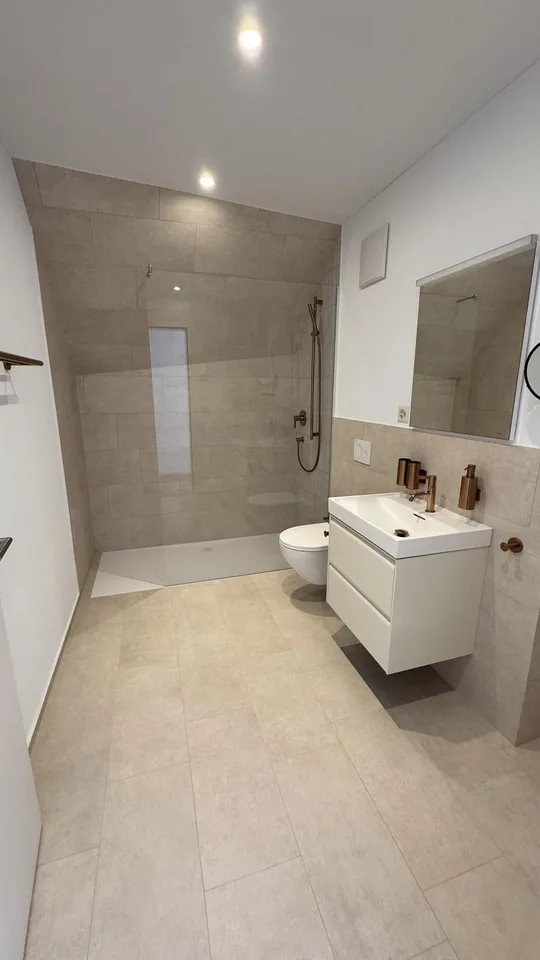 Moderne 3.5-Zimmer-Wohnung in einem Neubau