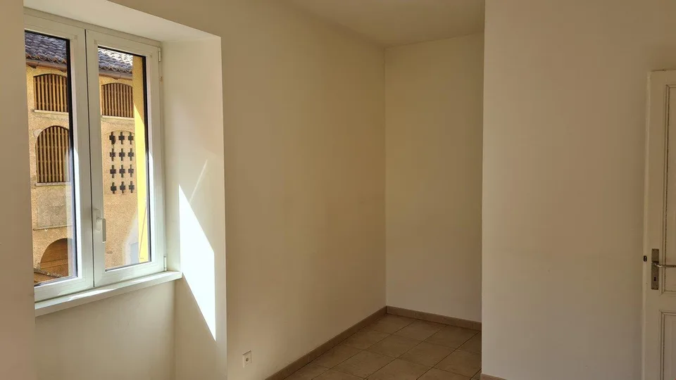 Duplex di charme nel centro storico, a un passo dal lago – Foto 14 von 16