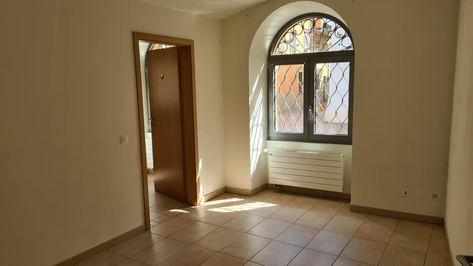Duplex di charme nel centro storico, a un passo dal lago