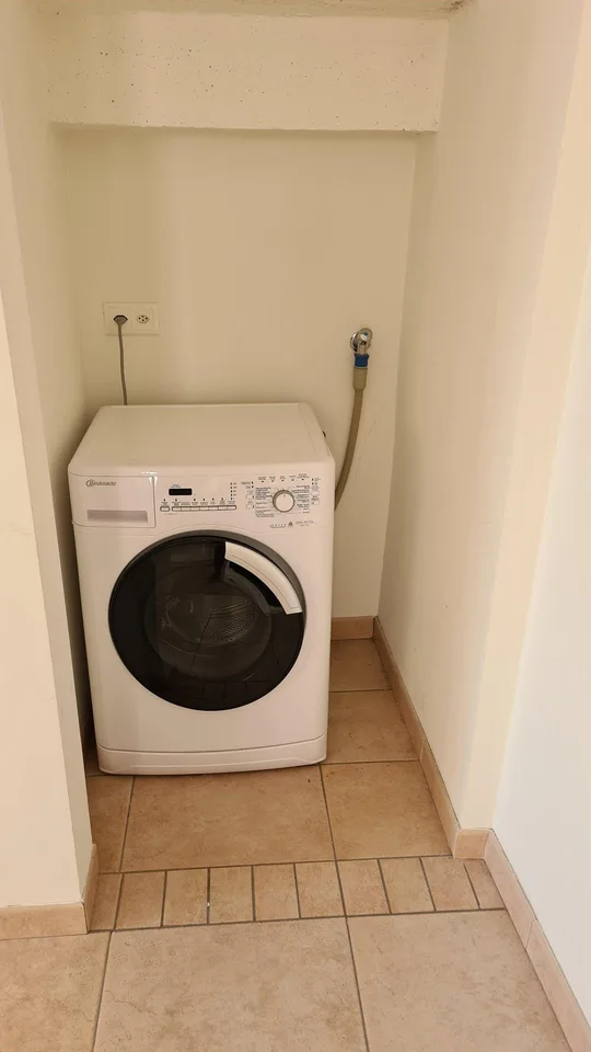 Duplex di charme nel centro storico, a un passo dal lago – Foto 12 von 16