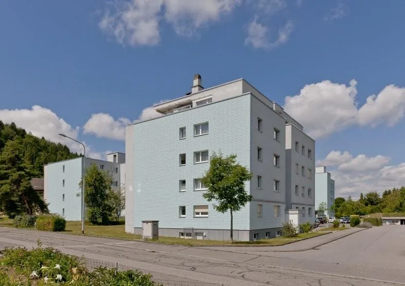 Einstellhallenplatz für Ihr Fahrzeug gesucht?