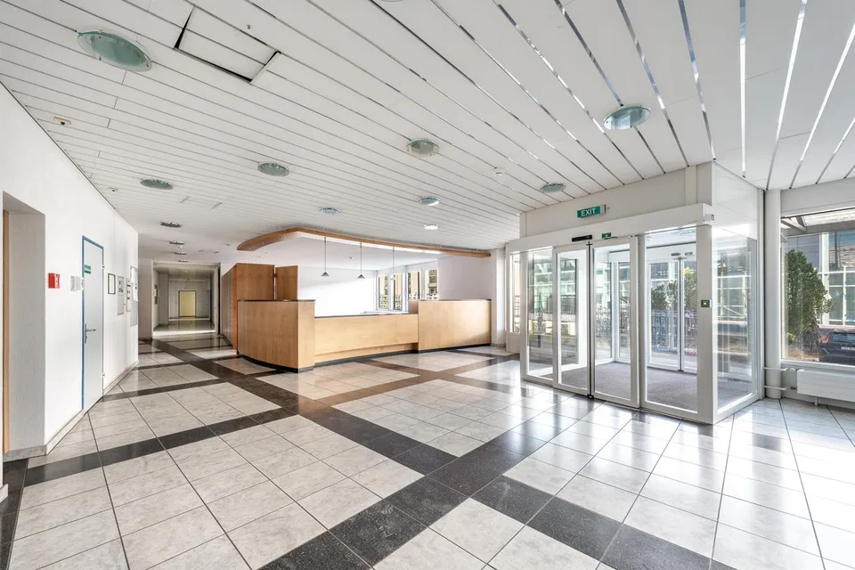 Bis zu 20'000 m² Lager-/Logistikflächen | verfügbar 2028 – Foto 20 von 23