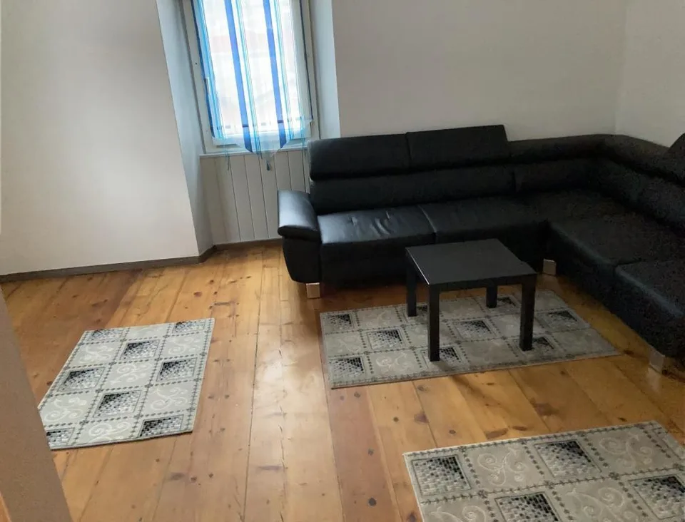3-Zimmer-Wohnung im 2. OG / Appartamento di 3 locali nel secondo piano