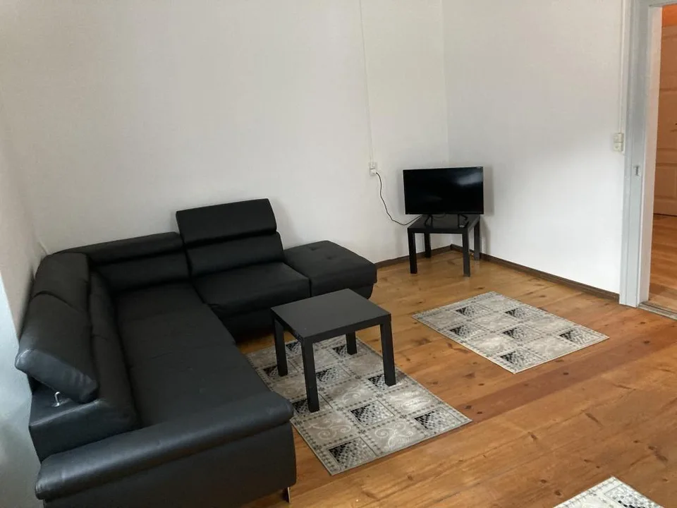 3-Zimmer-Wohnung im 2. OG / Appartamento di 3 locali nel secondo piano