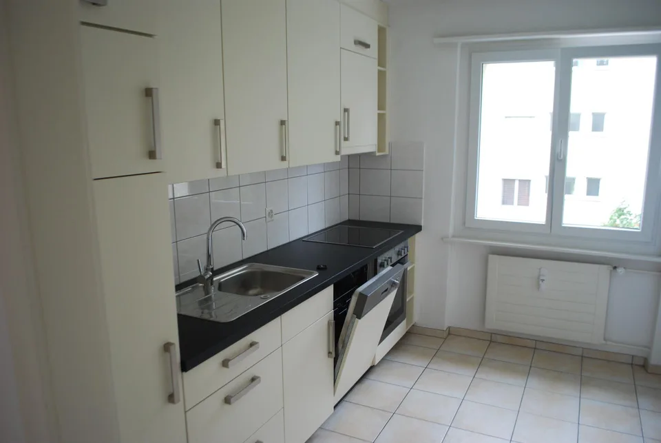 Helle, moderne Wohnung mit grossem Balkon