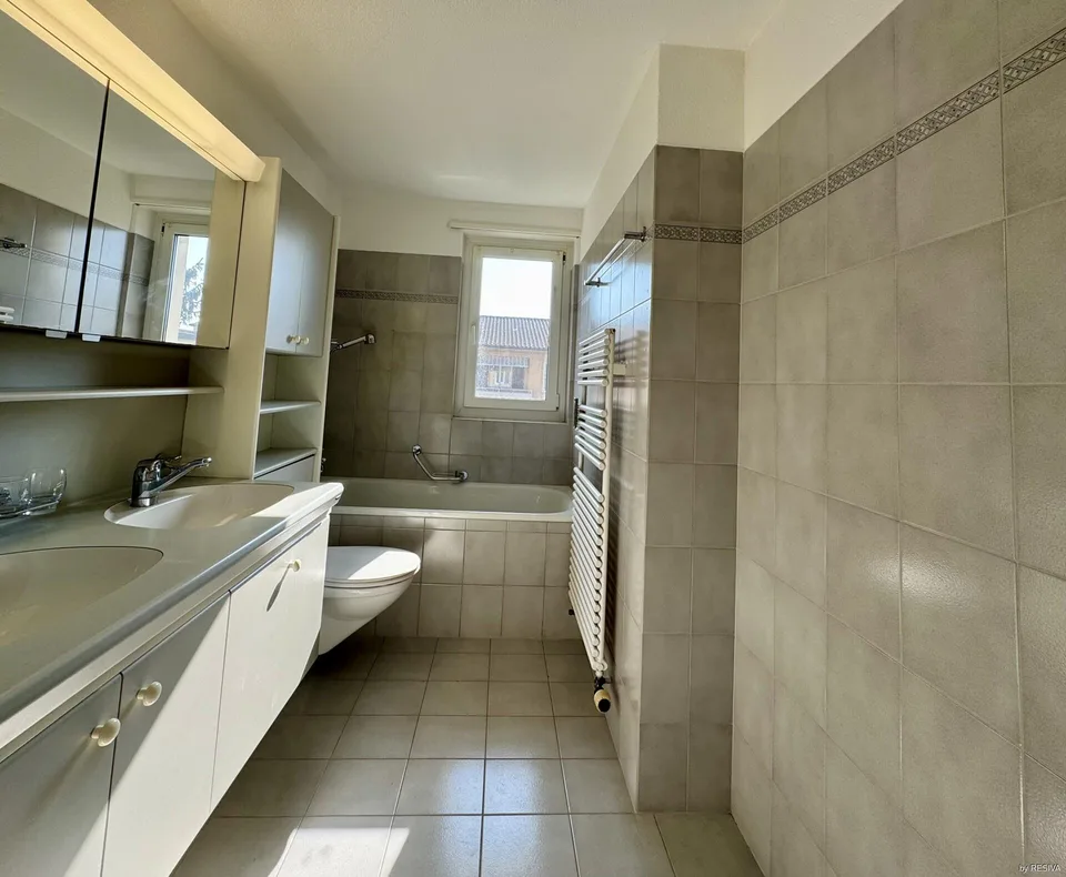 5-Zimmerwohnung mit gemütlichem Balkon