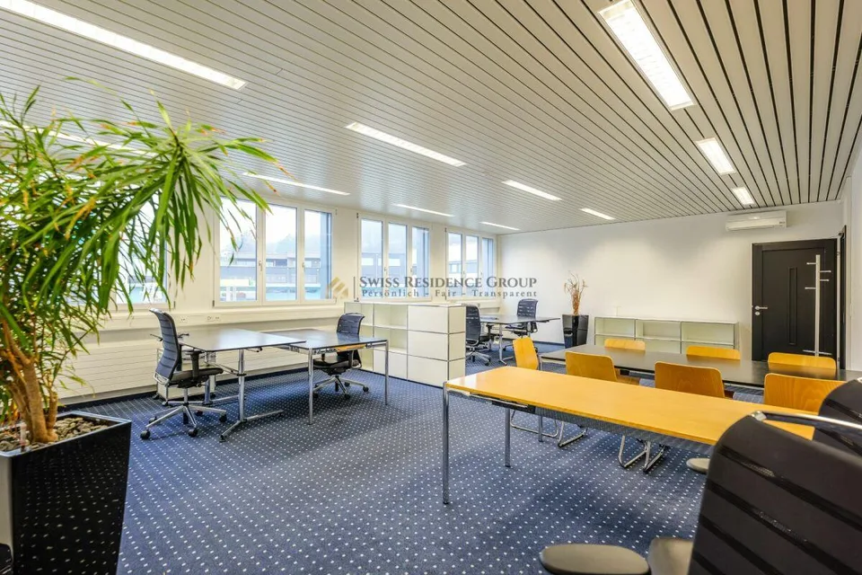 Moderne Büro- und Schulungsflächen an Toplage in Würenlos - flexibe...