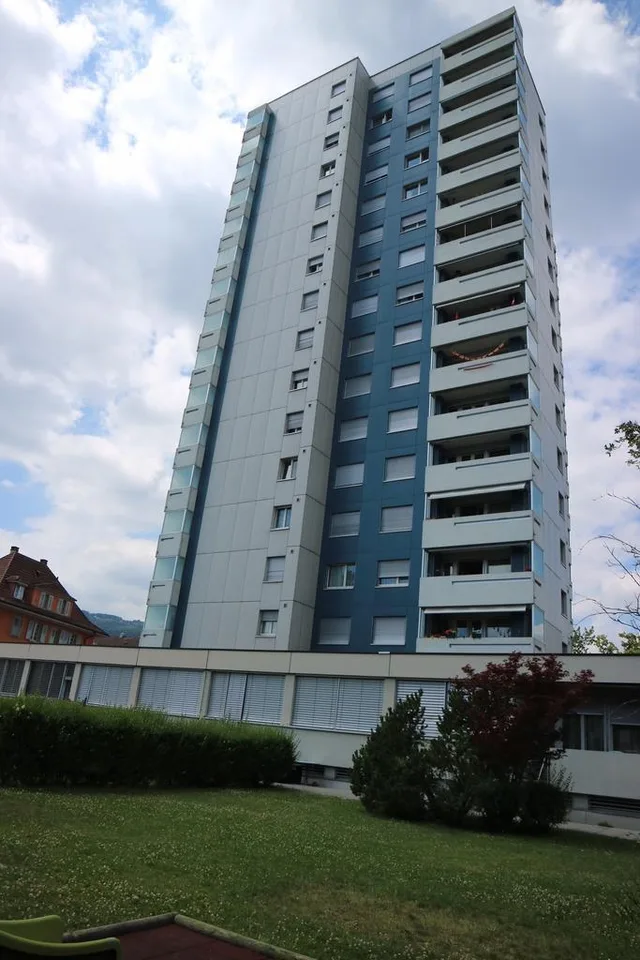 Gewerbefläche im 1.OG zu vermieten!