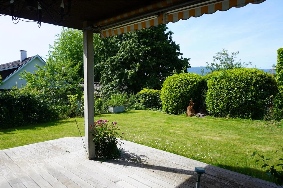 freistehendes 5 1/2-Zimmer Einfamilienhaus in Oberwil/BL
