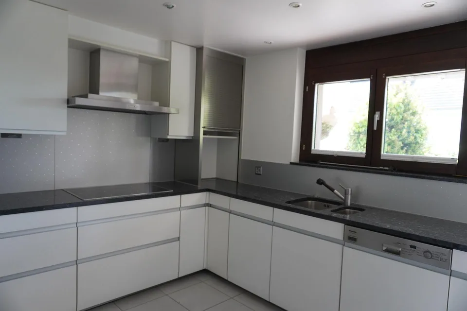 freistehendes 5 1/2-Zimmer Einfamilienhaus in Oberwil/BL – Foto 8 von 14