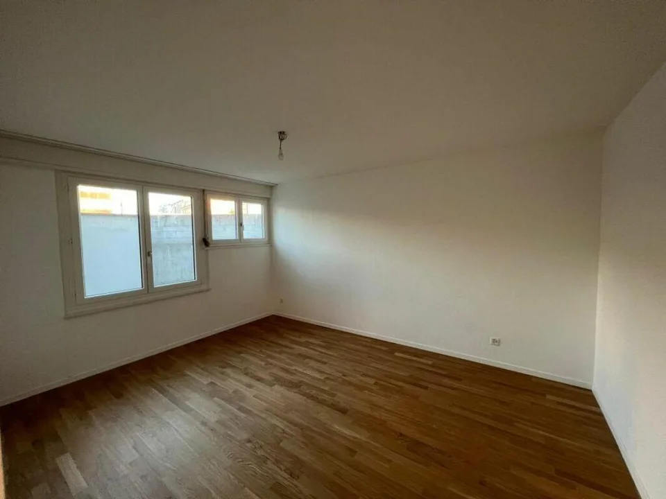 Helle und Grosszügige 4.5Zi-Wohnung