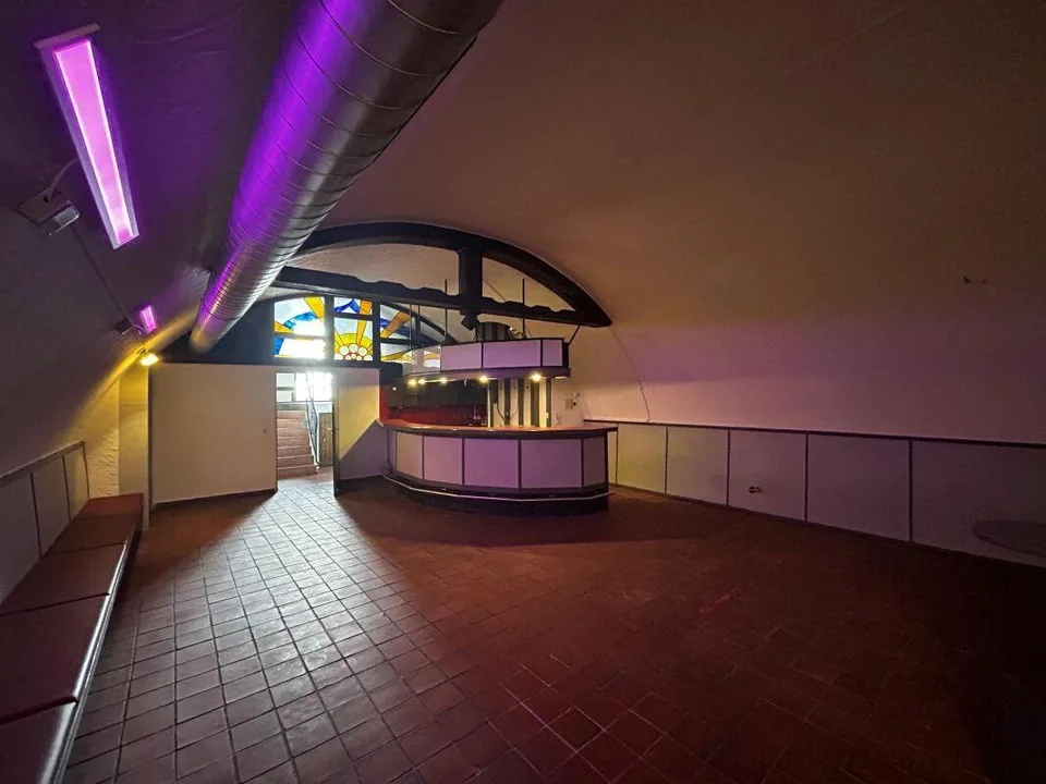 Vereinslokal/ Probekeller/ Dart-Lounge usw. – Foto 6 von 10
