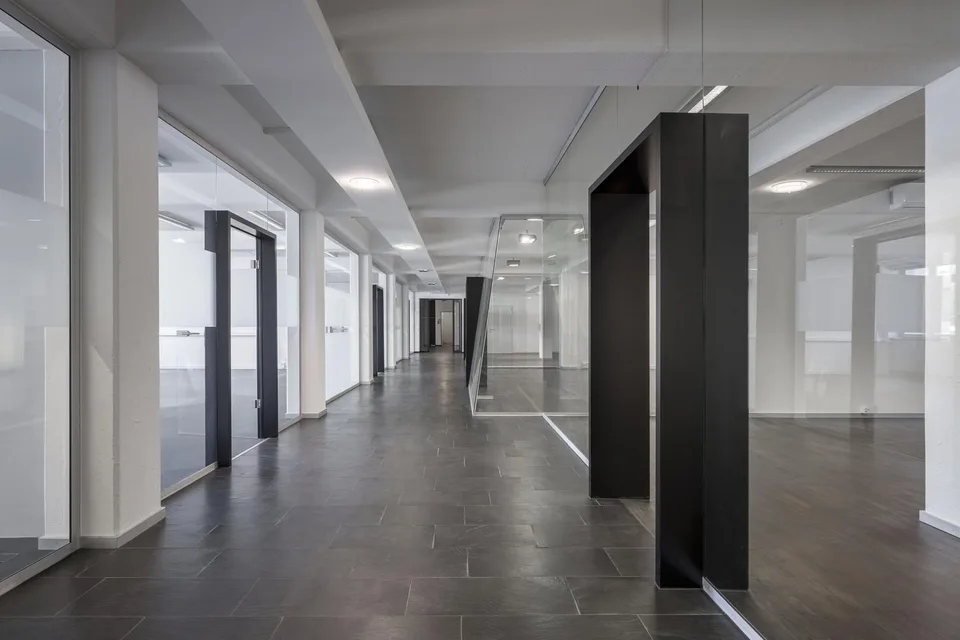 Repräsentative Büro- & Ausstellungsfläche mit unschlagbaren Vorzügen