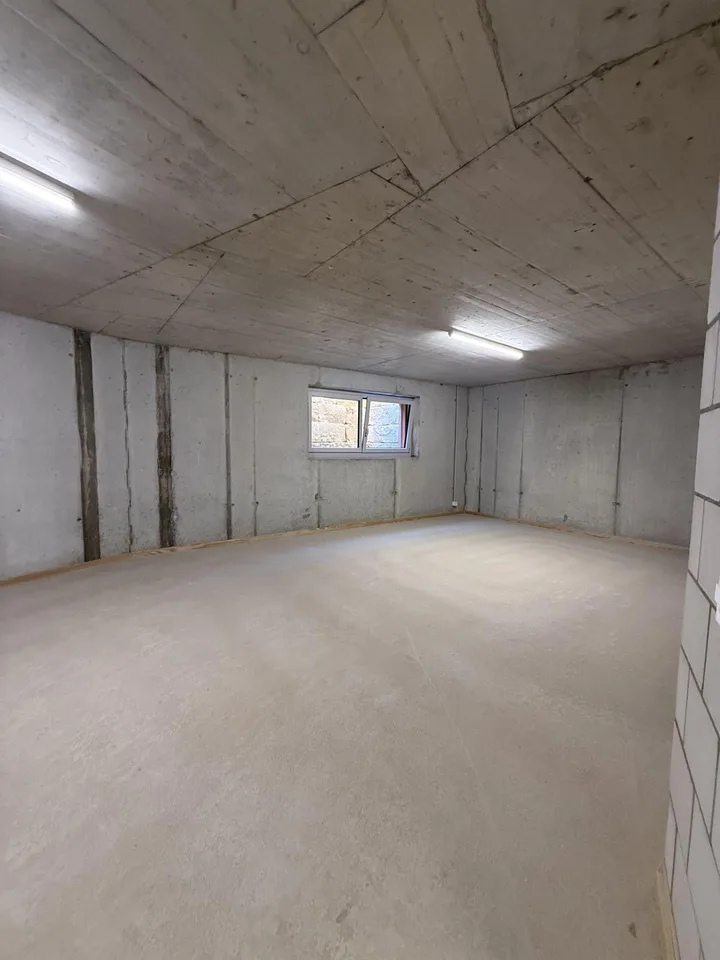 Hobbyraum mit Badezimmer in Arlesheim zu vermieten