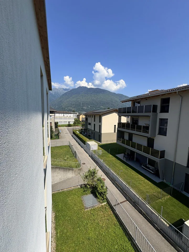 Affittasi moderno attico di 5.5 locali a Giubiasco – photo 12 sur 30
