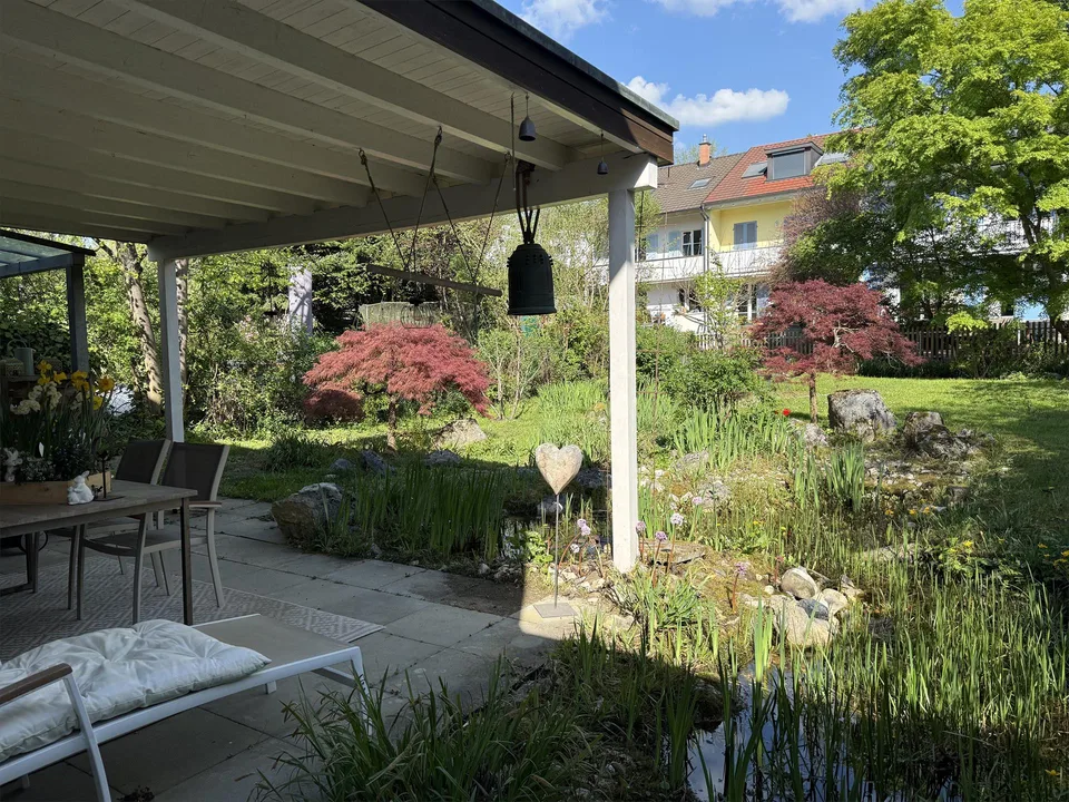 Charmantes Einfamilienhaus mit idyllischem Garten in Riehen