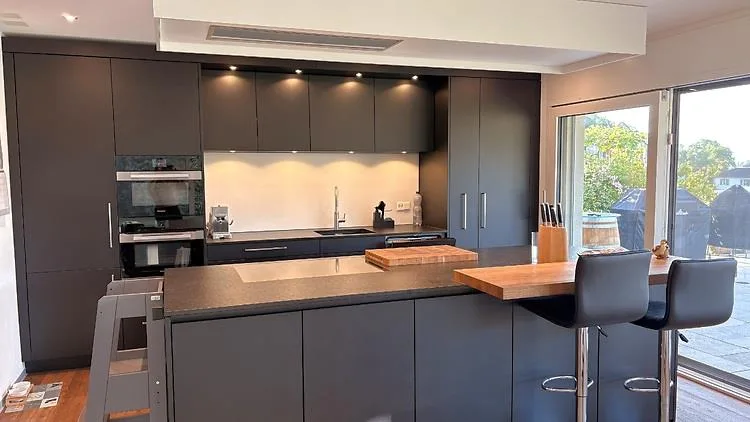 4½ ZIMMER-HAUS IN MEIKIRCH (BE), MÖBLIERT, TEMPORÄR