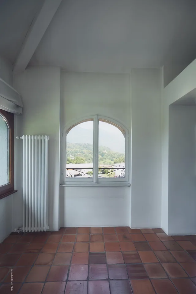Affittasi luminoso appartamento di 6 locali a Origlio