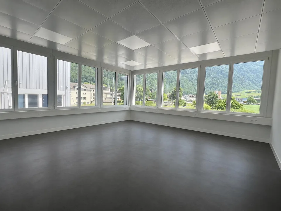 Moderne und flexible Büroflächen mit viel Tageslicht – Foto 8 von 13