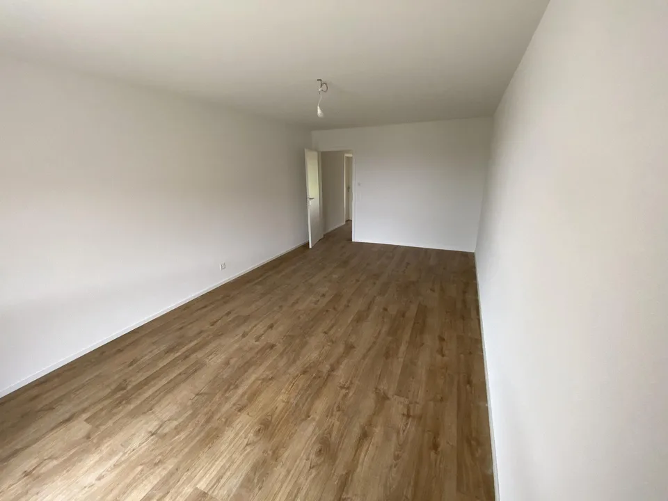 Moderne, grosse 4.5 Zimmerwohnung